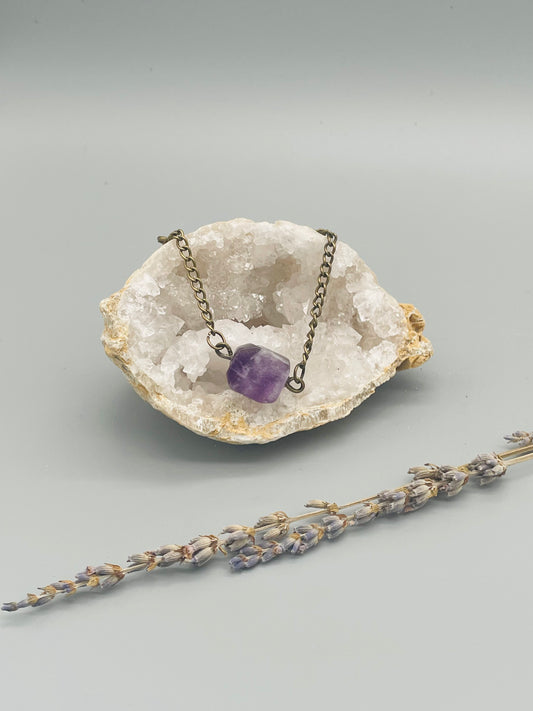 Amatista en Pulsera con Cadena de Bronce