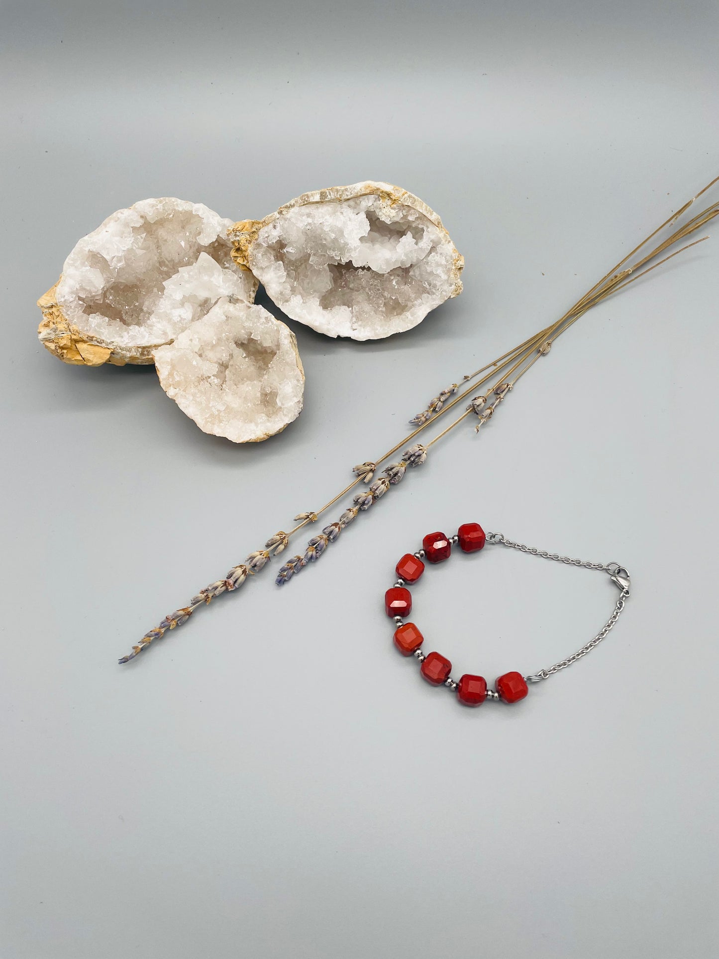 Jaspe Rojo en Pulsera - Cubos Facetados, ajustable