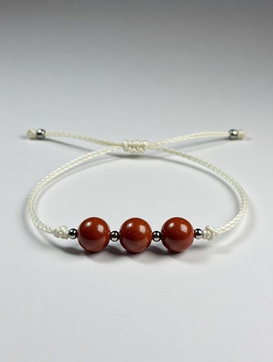 Jaspe Rojo en Pulsera (hilo beige) - Santa Hildegarda
