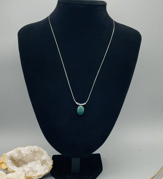 Esmeralda Natural en Collar en Cadena Plateada - 50cm Acero Inoxidable