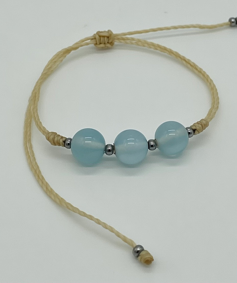 Aventurina en Pulsera  (hilo beige)- Santa Hildegarda
