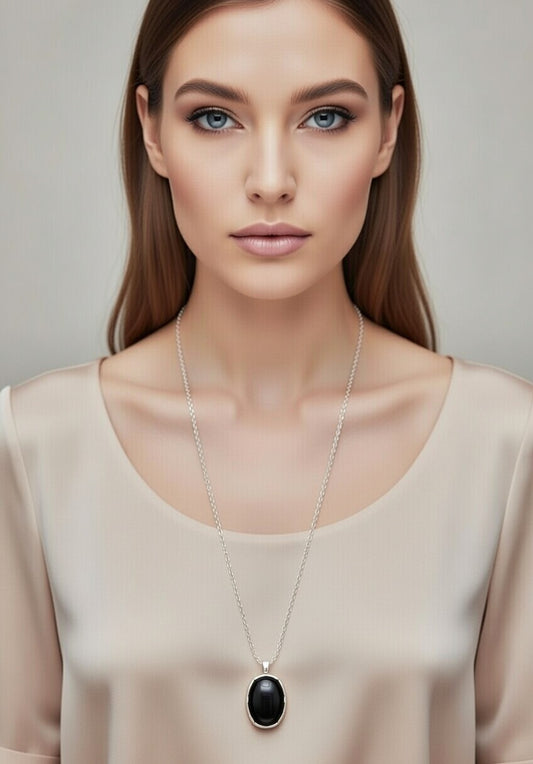 Ónice en Collar con Alambrismo - Cadena Plateada 70cm- ajustable