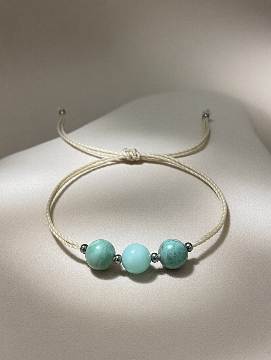 Crisoprasa en Pulsera (hilo beige) - Santa Hildegarda