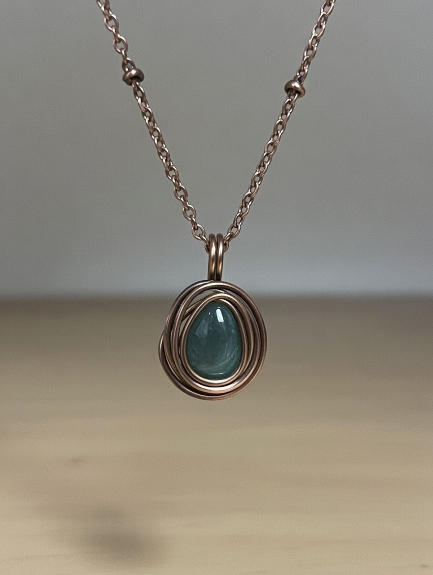 Aventurina en Collar  Envuelta en Bronce - 55cm ajustable