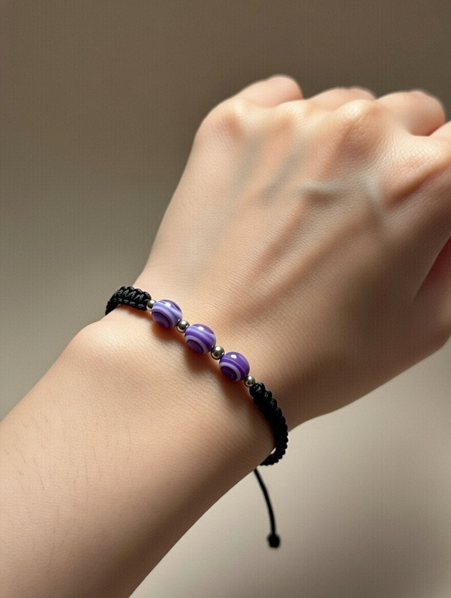 Ágata en Pulsera - Santa Hildegarda (hilo negro)