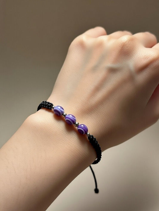 Ágata en Pulsera - Santa Hildegarda (hilo negro)