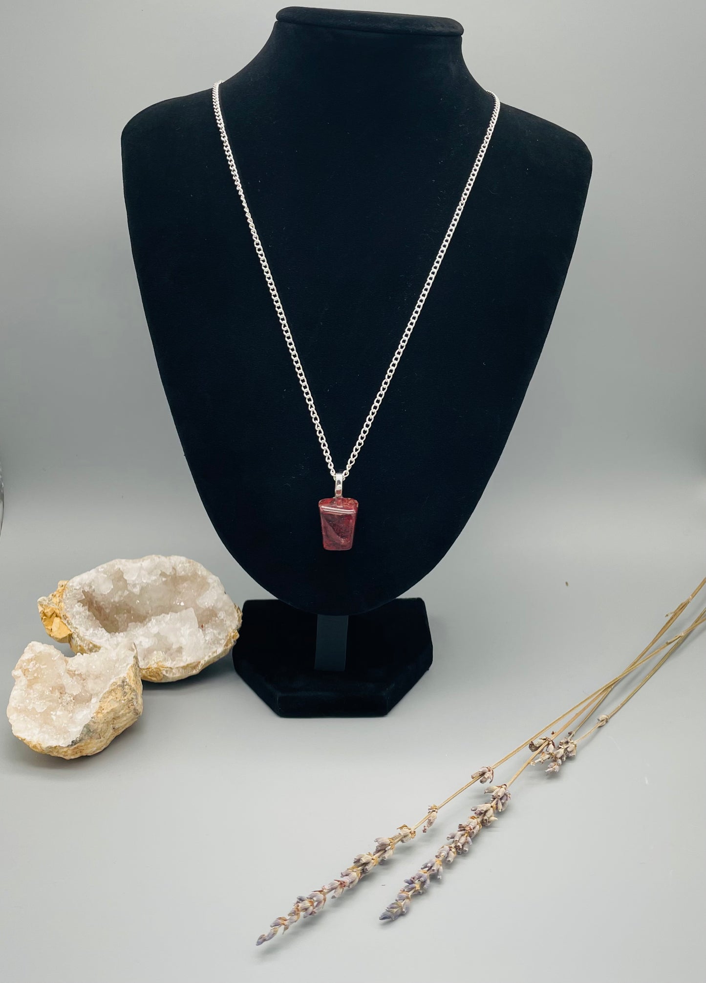 Jaspe Sardo en Collar con Cadena de Acero Inoxidable - 60cm