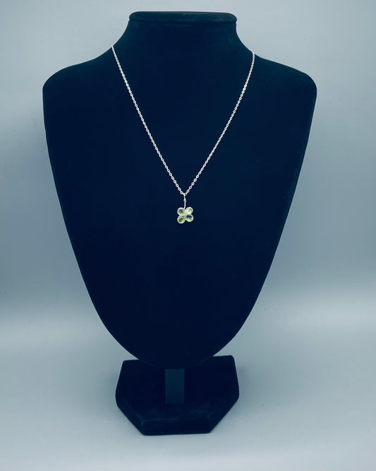 Olivino en Collar de 50 cm con Alambrismo - 4 Cristales